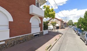 École de Conduite CFR De La Gare à La Courneuve