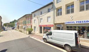 AU PALAIS DE LA CONDUITE à Hauterives