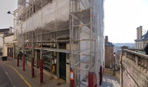 Permilike à Pontoise