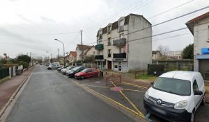 Pink Permis à Montfermeil