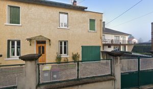 Kenchguerian Jean à Pont-de-Chéruy